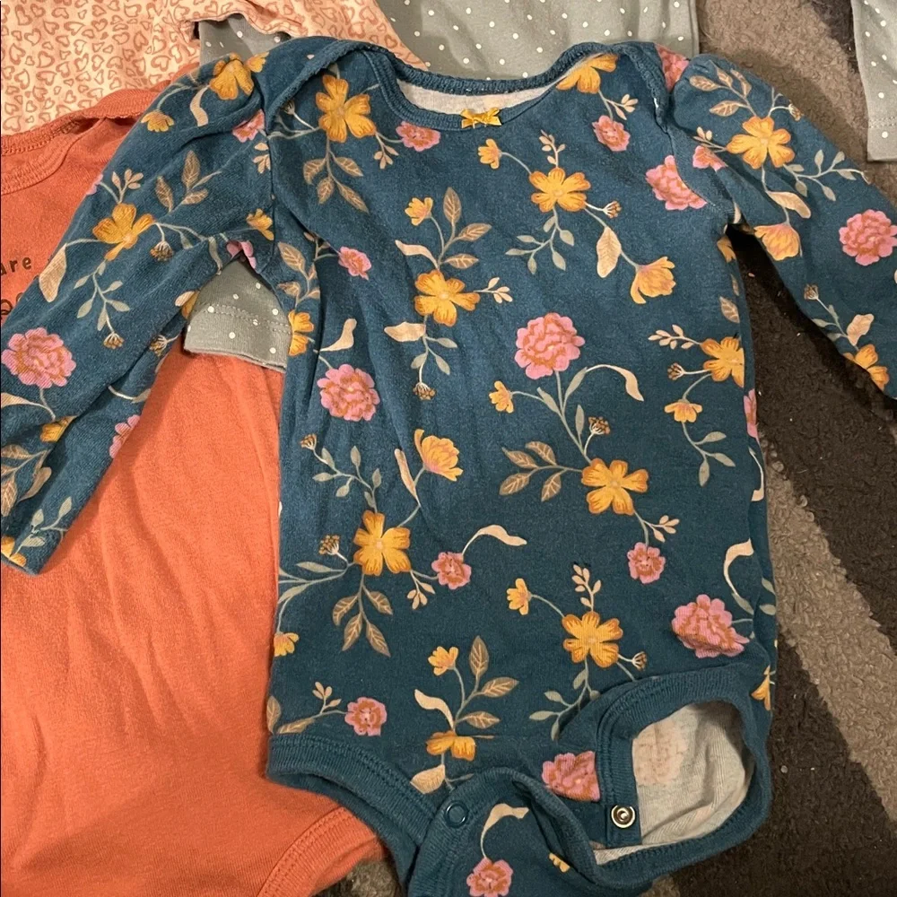 Carters short/long sleeves bodysuit onesies 4 pieces